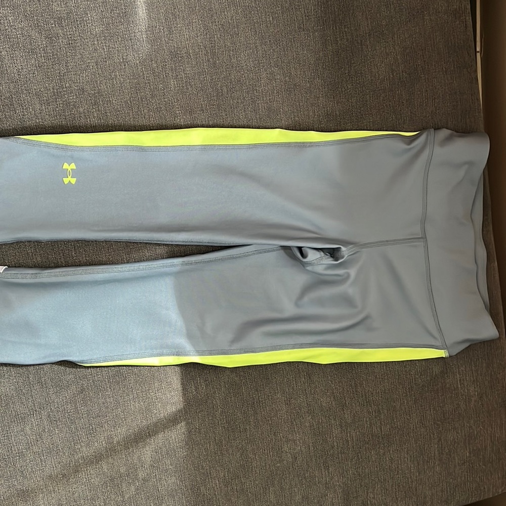 Under Armour Womens HeatGear Ankle Crop Stripe Hushed Turquoise Med 1359341